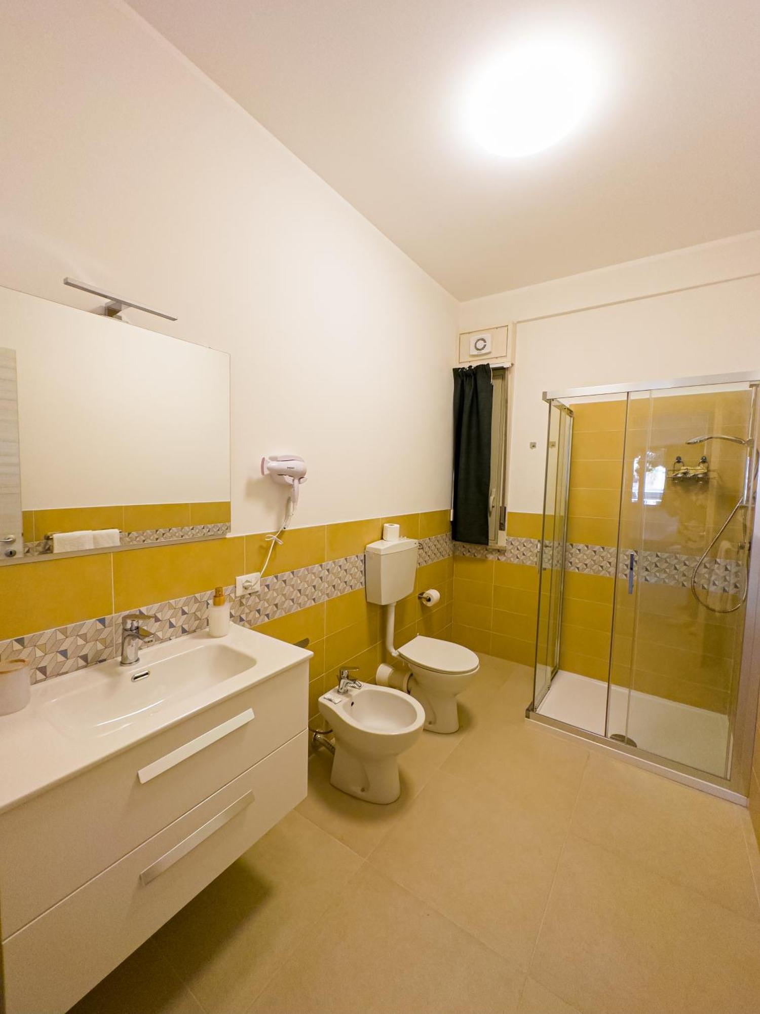 Un Passo Dal Porto Bed & Breakfast ปาแลร์โม ภายนอก รูปภาพ