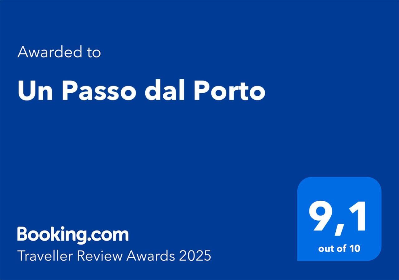 Un Passo Dal Porto Bed & Breakfast ปาแลร์โม ภายนอก รูปภาพ
